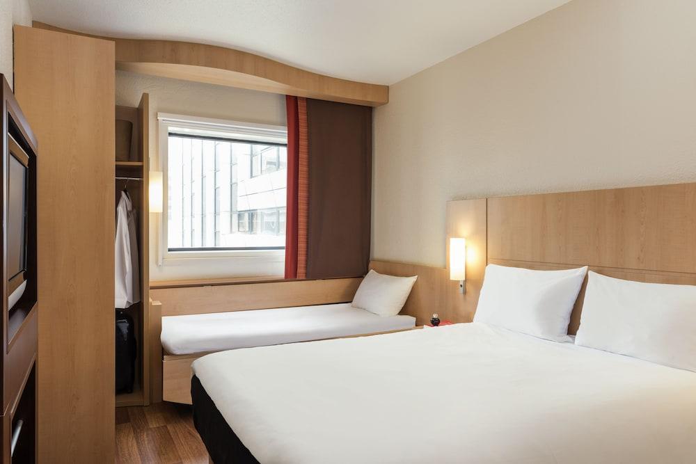 Готель Ibis Paris Pont De Suresnes Longchamp Екстер'єр фото