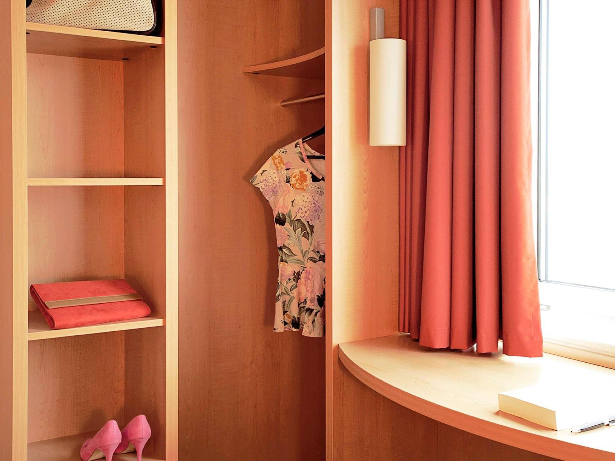 Готель Ibis Paris Pont De Suresnes Longchamp Екстер'єр фото