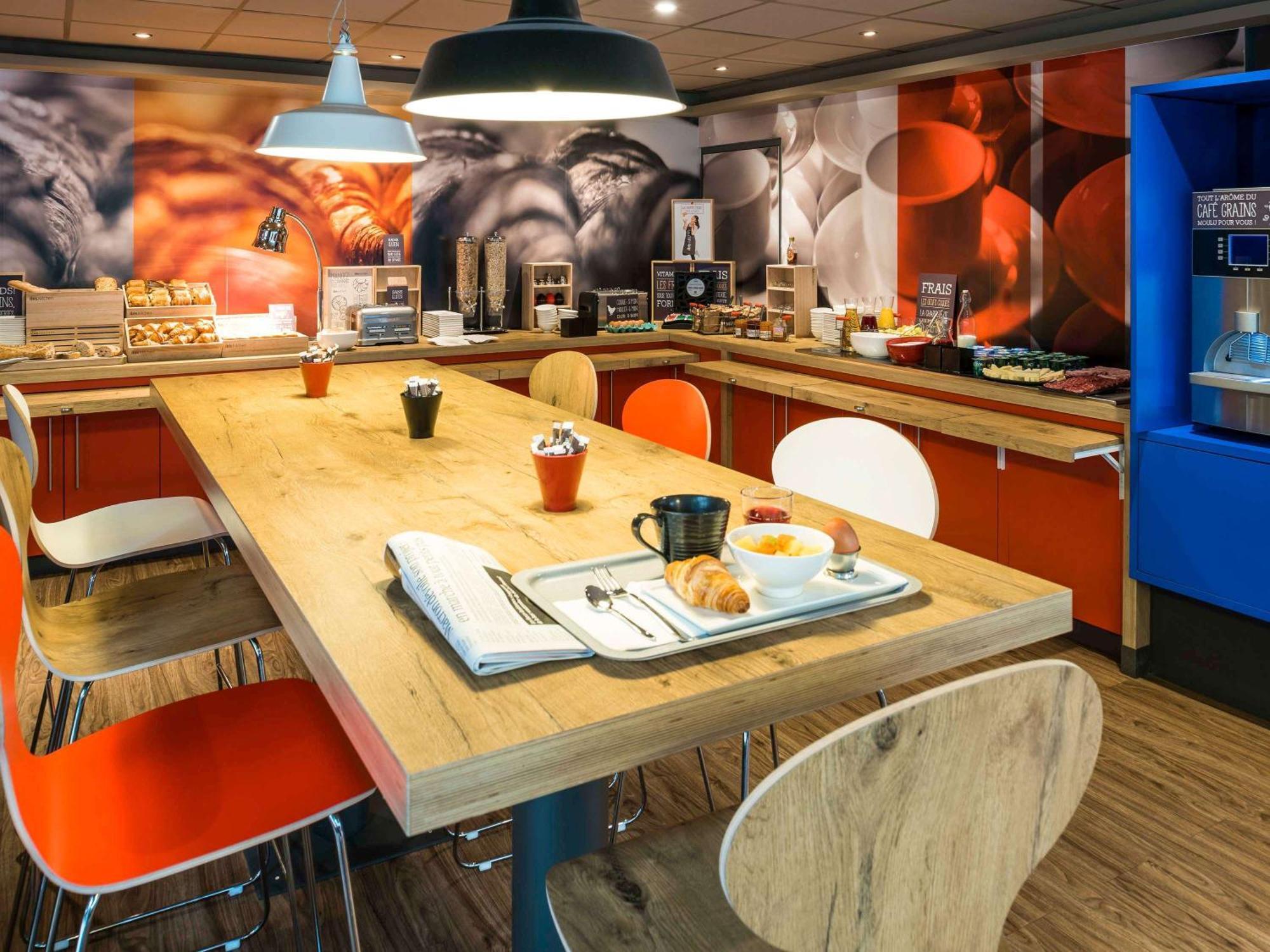Готель Ibis Paris Pont De Suresnes Longchamp Екстер'єр фото