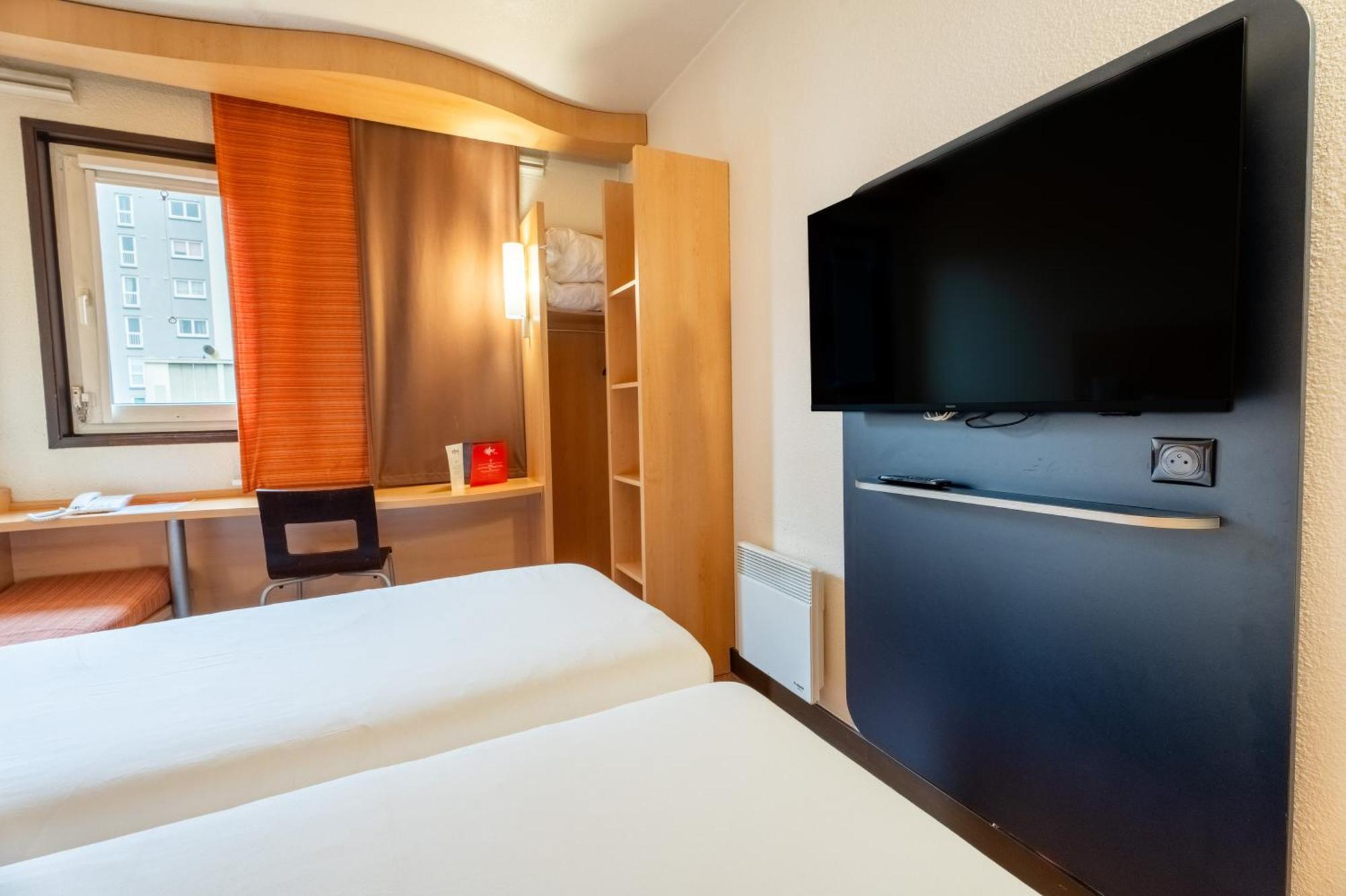 Готель Ibis Paris Pont De Suresnes Longchamp Екстер'єр фото